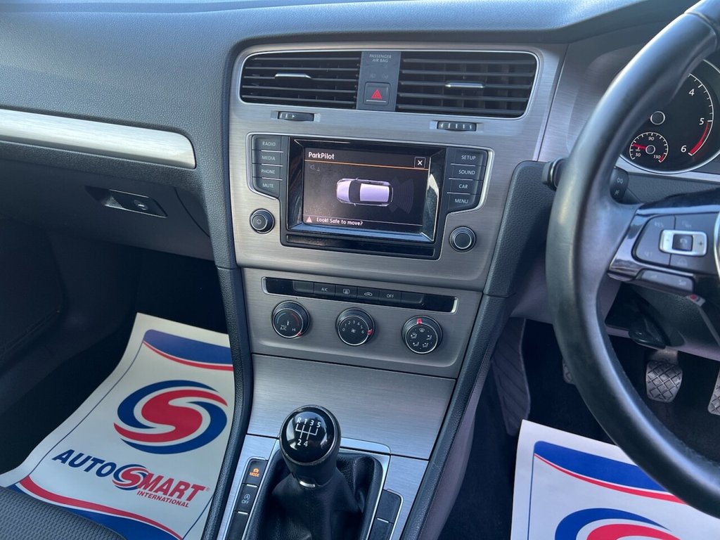 Used Volkswagen Golf 2014 for sale - 77654539: Photo 14