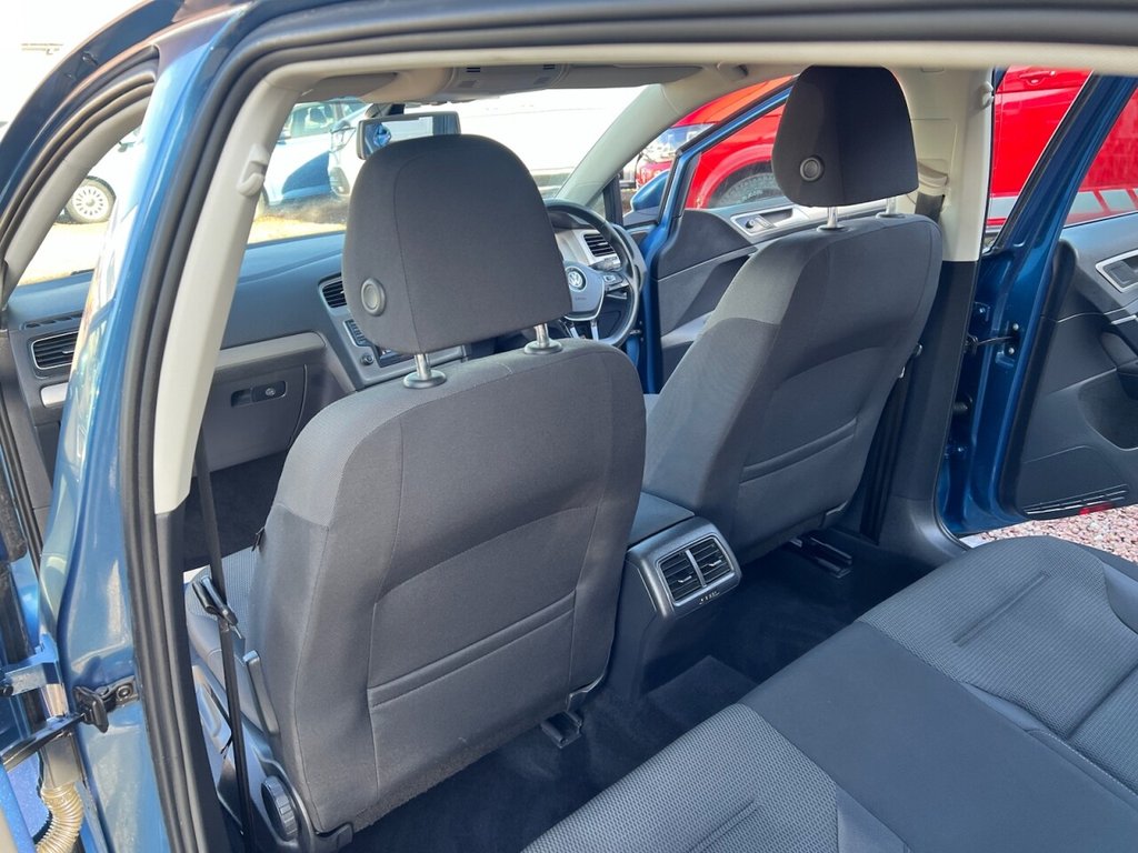 Used Volkswagen Golf 2014 for sale - 77654539: Photo 20