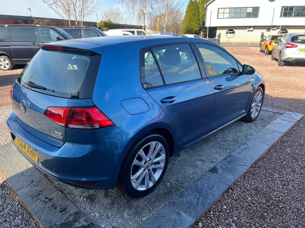 Used Volkswagen Golf 2014 for sale - 77654539: Photo 8