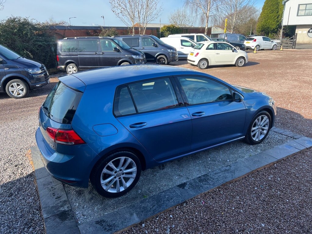 Used Volkswagen Golf 2014 for sale - 77654539: Photo 9