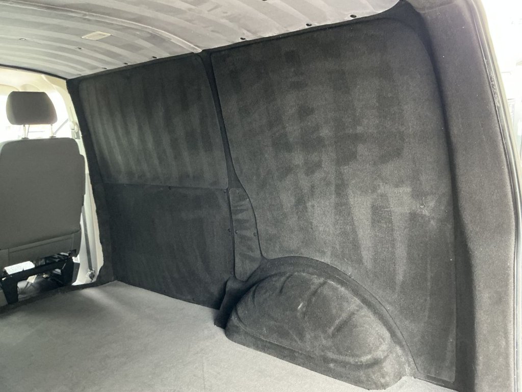 Used Volkswagen Transporter 2022 for sale - 78016845: Photo 29