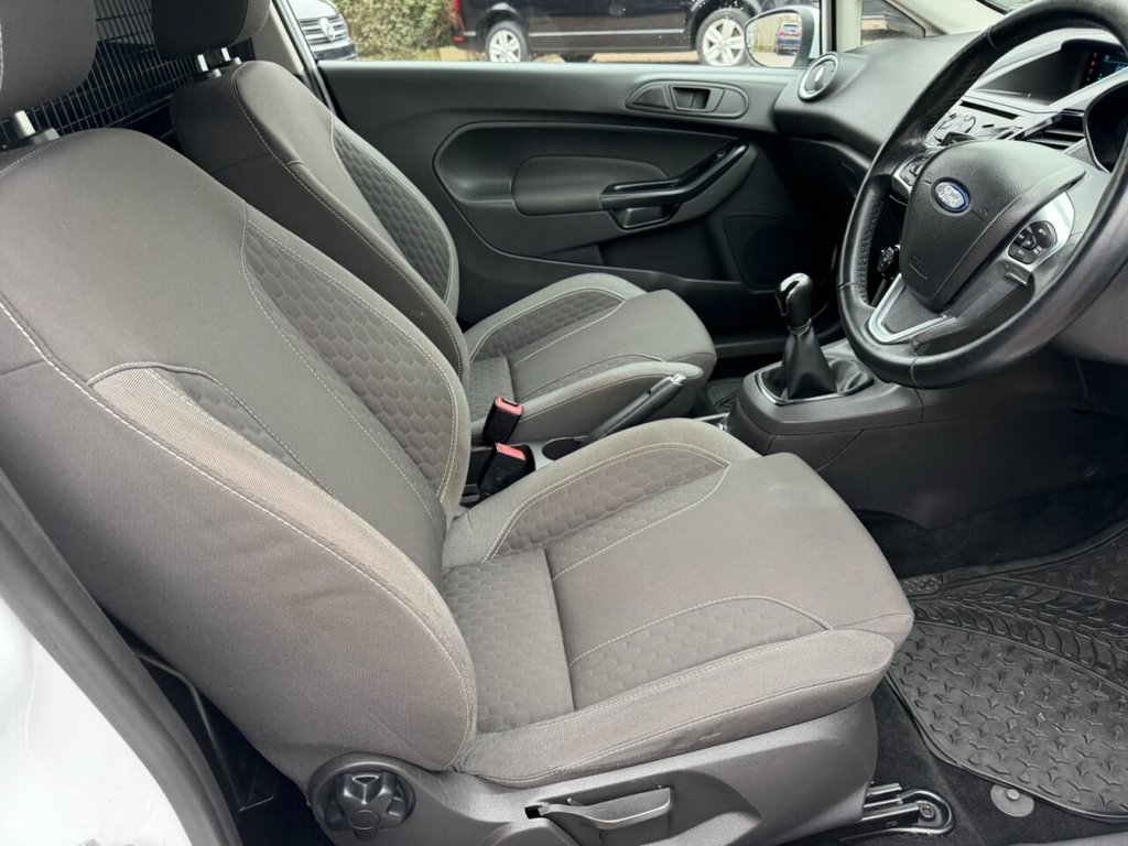 Used Ford Fiesta 2016 for sale - 77654710: Photo 16