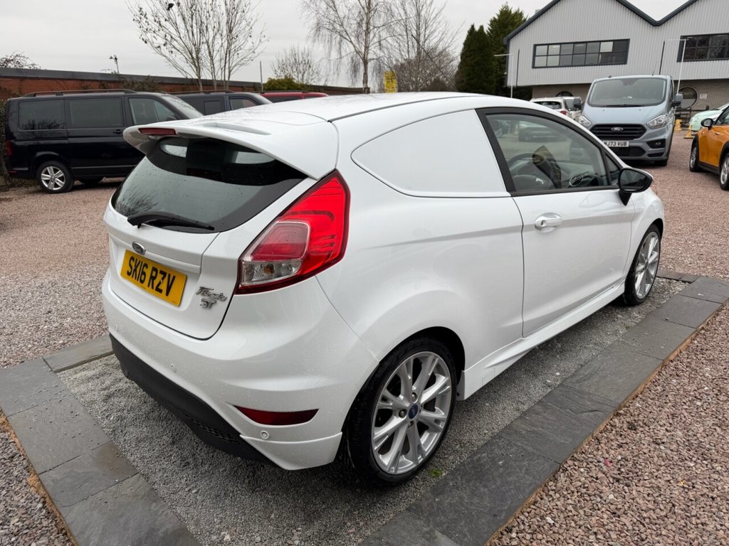 Used Ford Fiesta 2016 for sale - 77654710: Photo 19