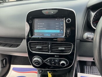 Used Renault Clio 2018 for sale - 78658434: Photo