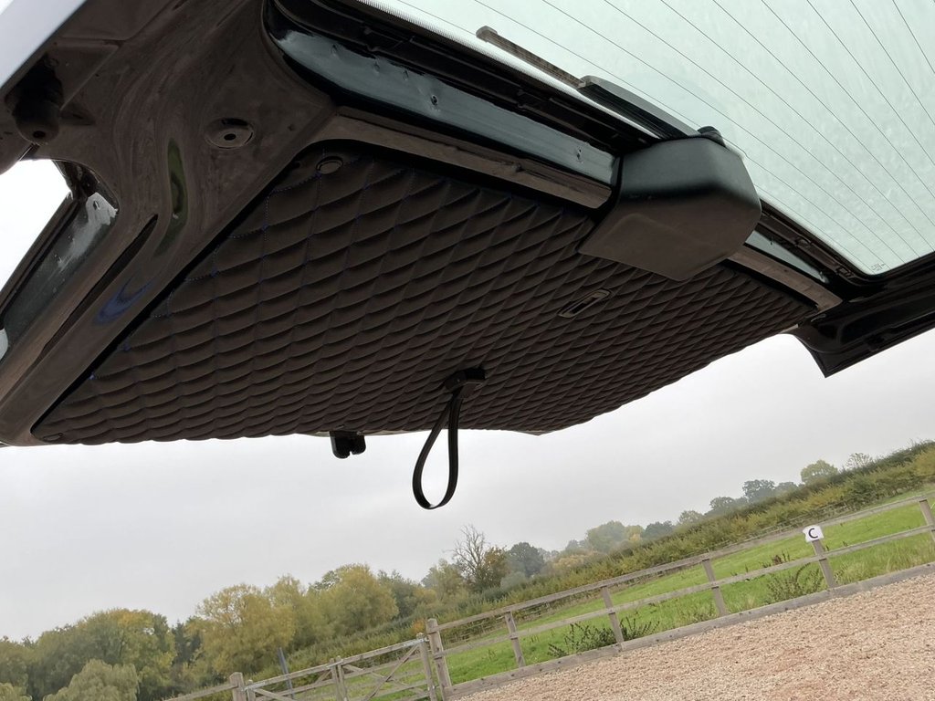 Used Volkswagen Transporter 2023 for sale - 77654462: Photo 43