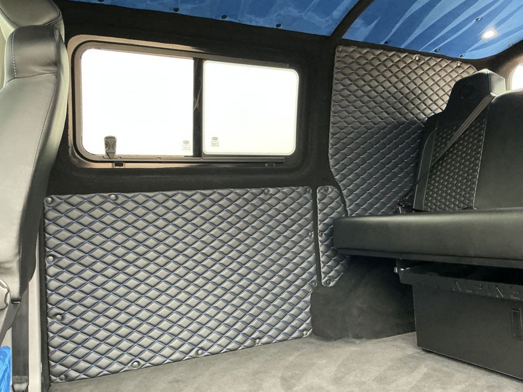 Used Volkswagen Transporter 2023 for sale - 77654462: Photo 9