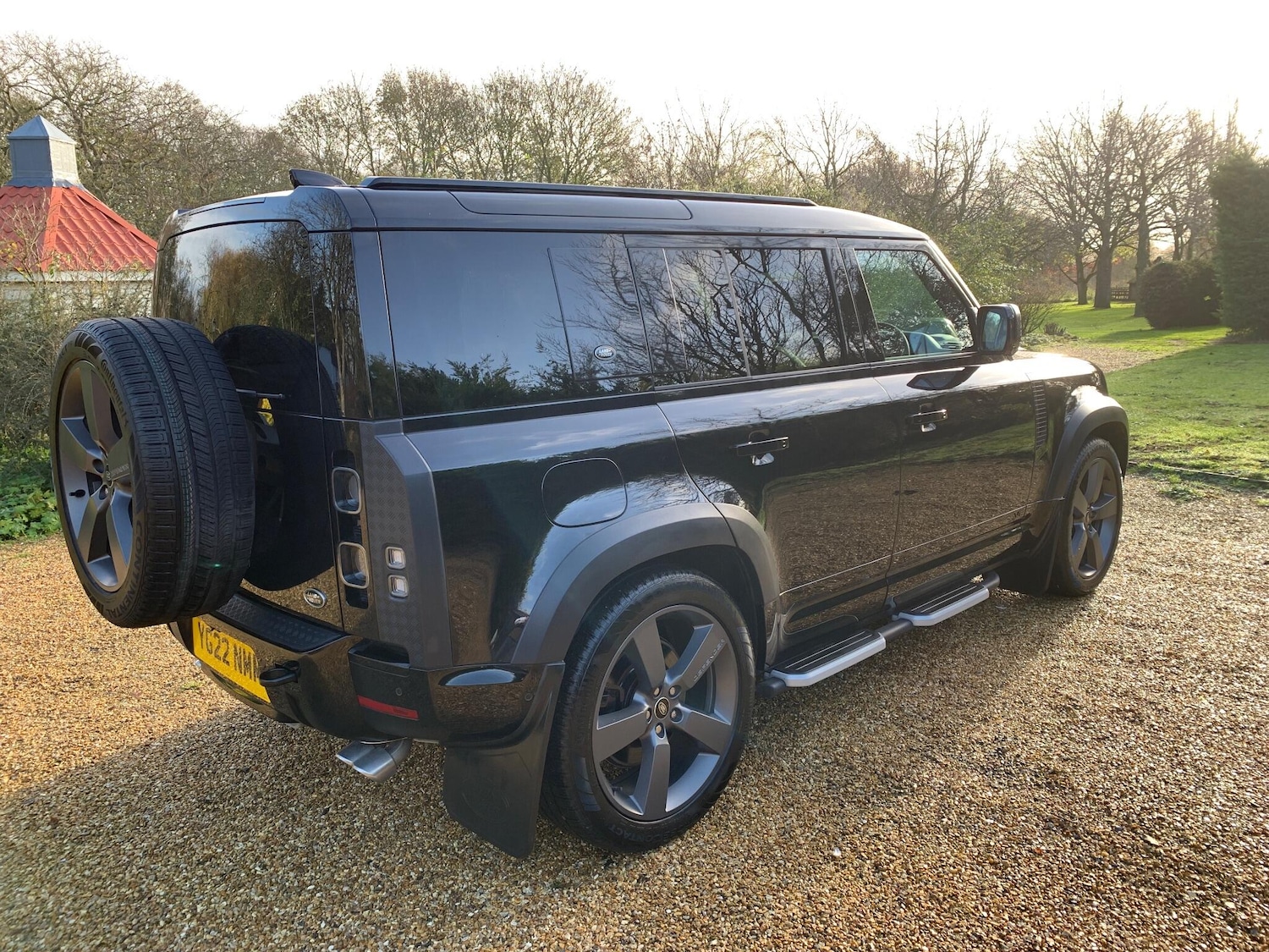 Used Land Rover Defender 2022 for sale - 76743587: Photo 3