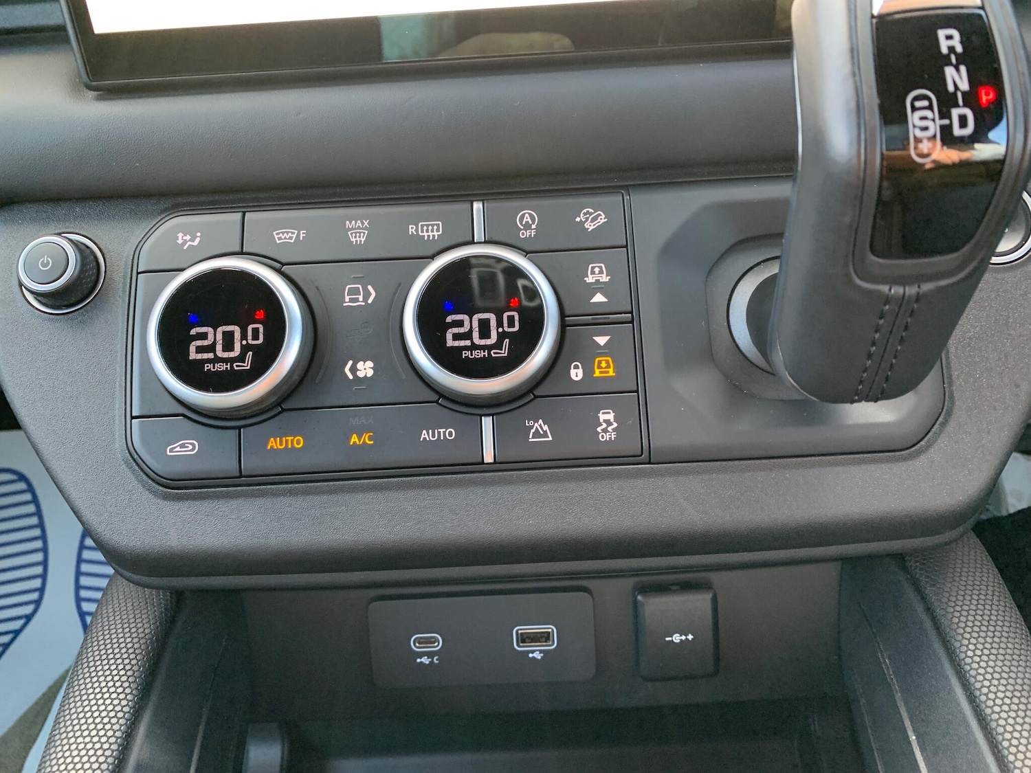 Used Land Rover Defender 2022 for sale - 76743587: Photo 36