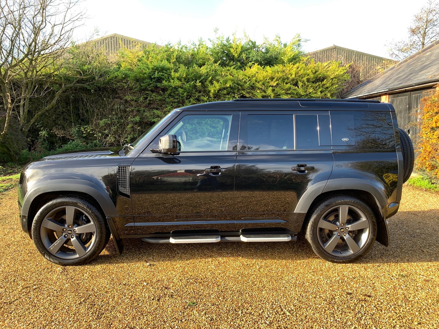 Used Land Rover Defender 2022 for sale - 76743587: Photo 8