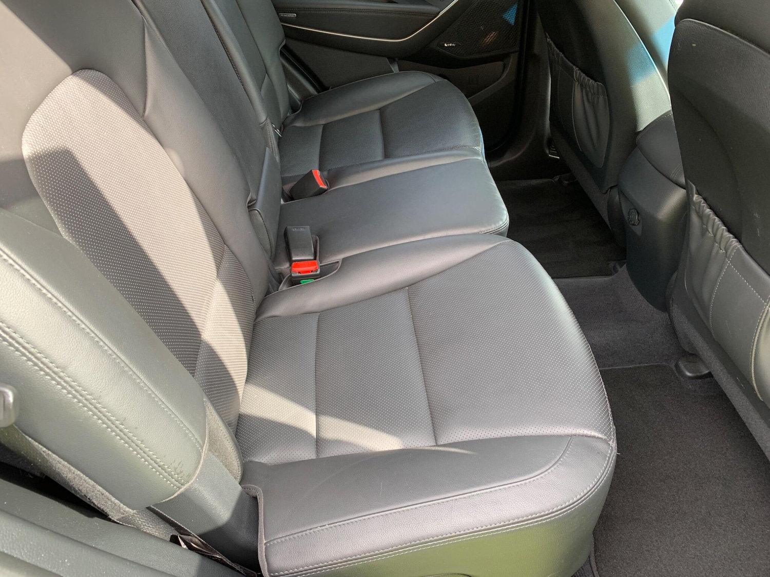 Used Hyundai Santa Fe 2017 for sale - 78100295: Photo 15