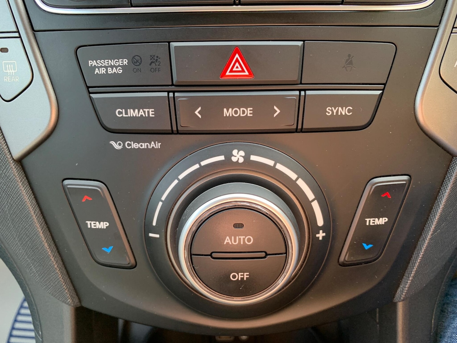 Used Hyundai Santa Fe 2017 for sale - 78100295: Photo 22