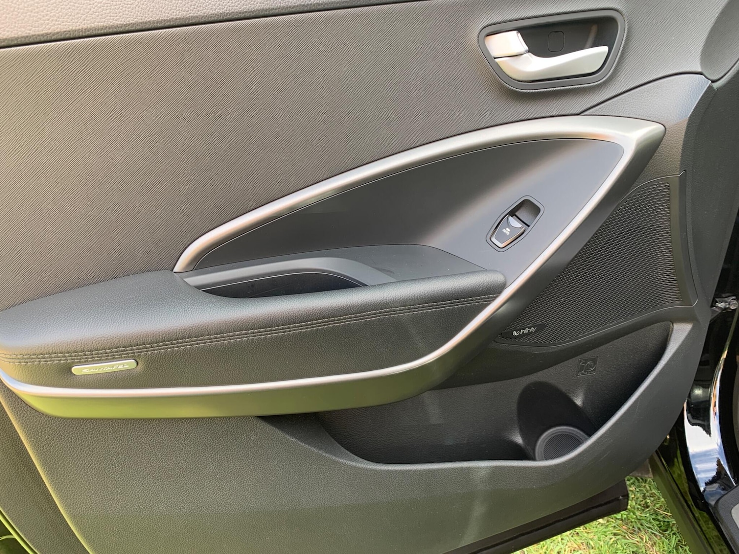 Used Hyundai Santa Fe 2017 for sale - 78100295: Photo 24