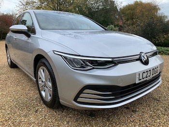 Used Volkswagen Golf 2023 for sale - 76485779: Photo