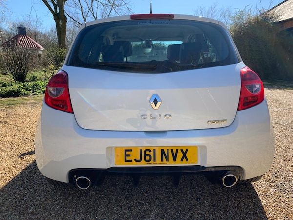 Used Renault Clio 2011 for sale - 74069410: Photo 10