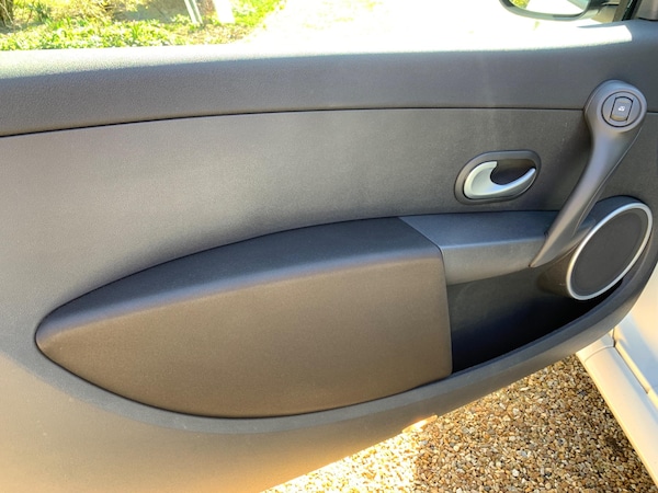 Used Renault Clio 2011 for sale - 74069410: Photo 21