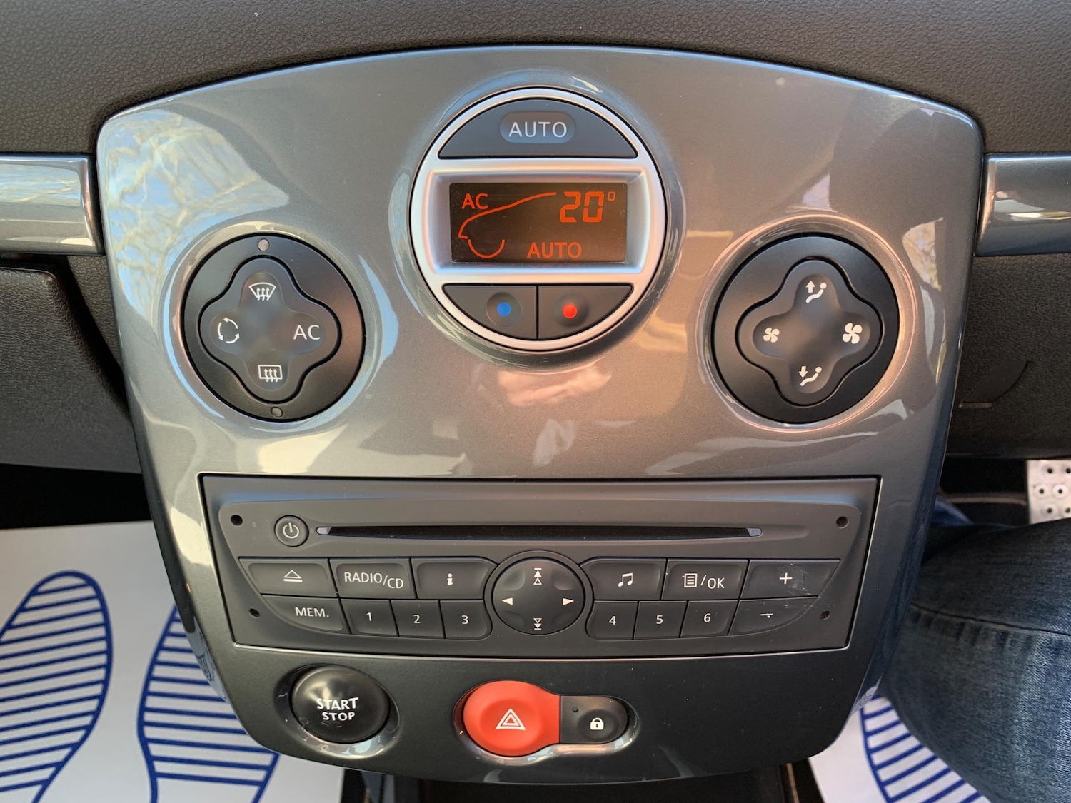 Vehicle 29