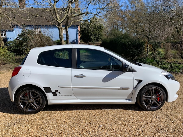 Used Renault Clio 2011 for sale - 74069410: Photo 3