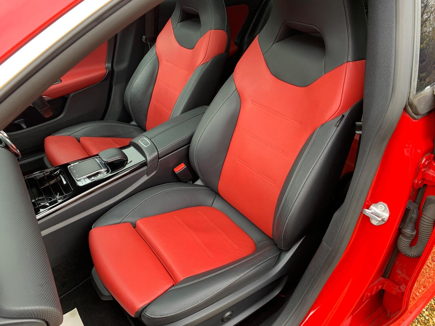 Used Mercedes-Benz CLA 2019 for sale - 76550985: Photo 28