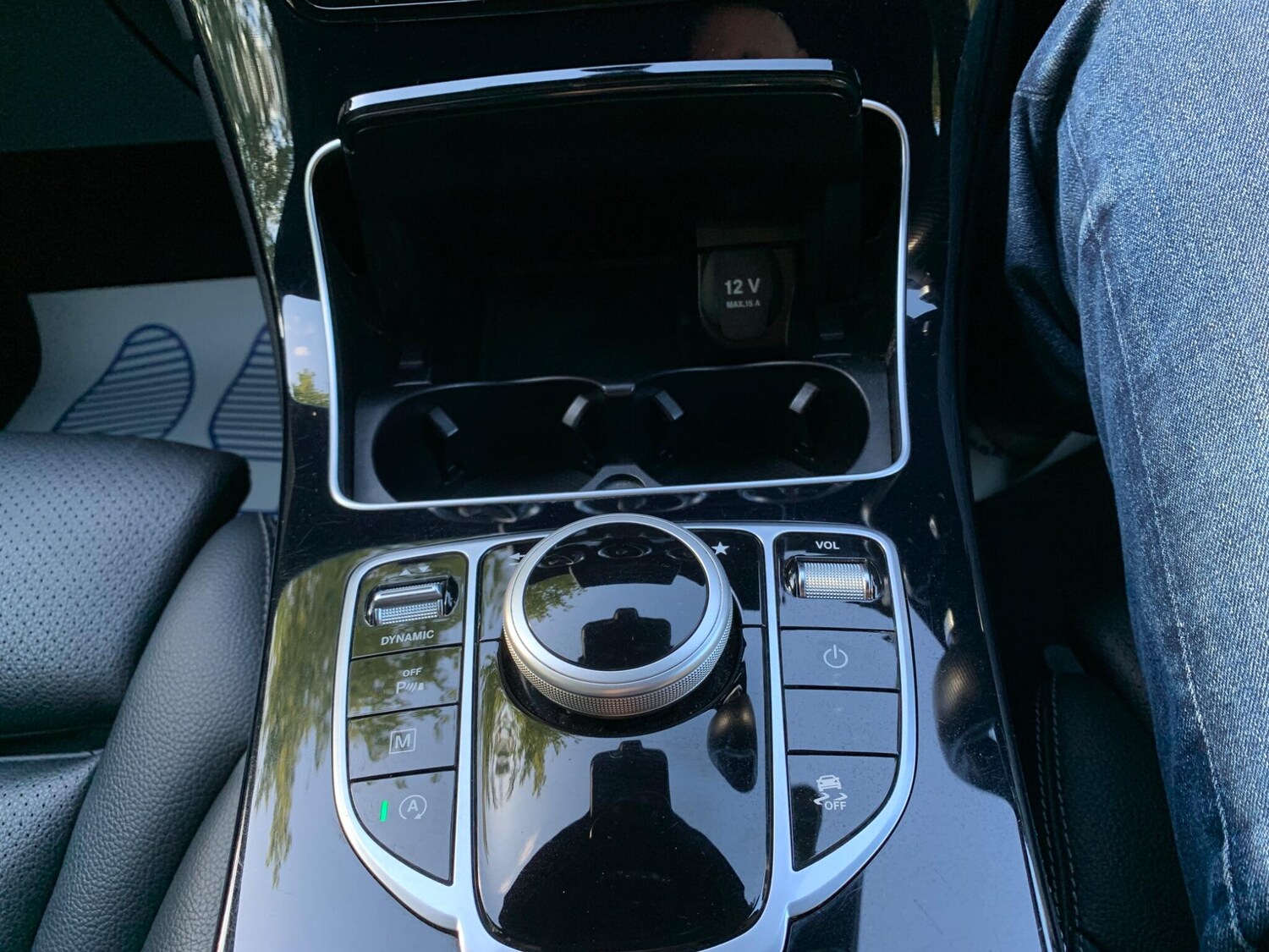 Vehicle 29