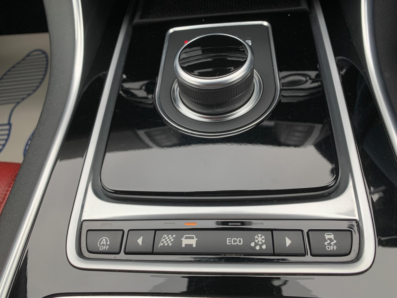 Used Jaguar XE 2018 for sale - 76512598: Photo 15