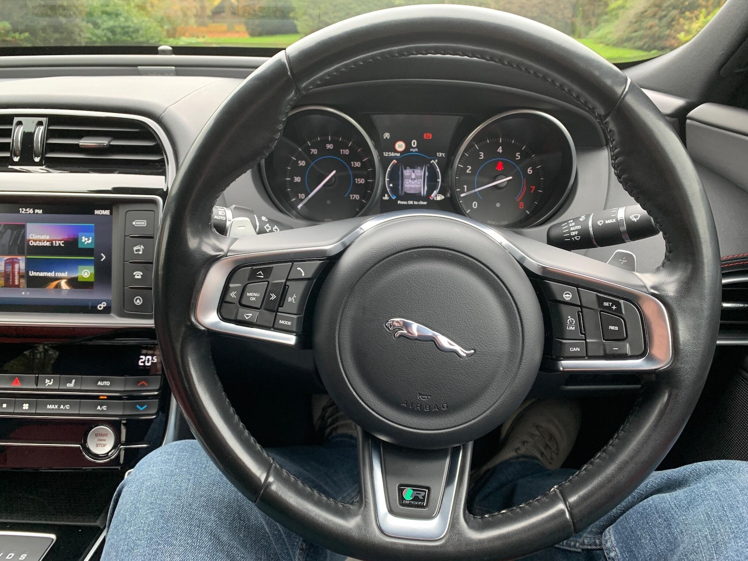 Used Jaguar XE 2018 for sale - 76512598: Photo 28