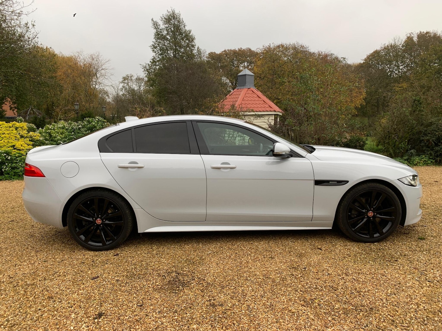 Used Jaguar XE 2018 for sale - 76512598: Photo 9