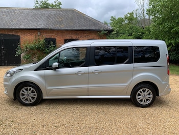 Used Ford Grand Tourneo Connect 2020 for sale - 78517265: Photo