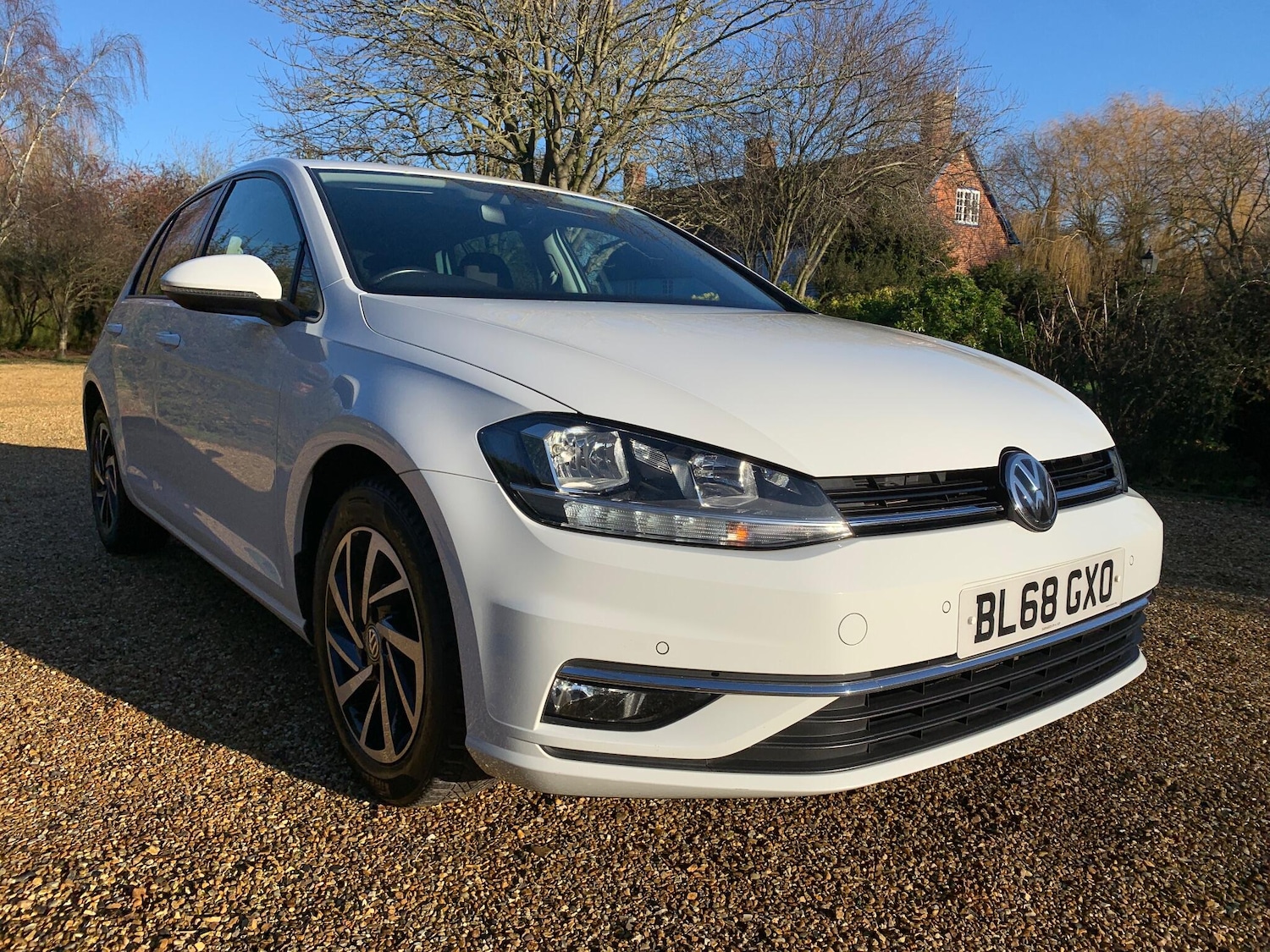 Used Volkswagen Golf 2019 for sale - 77175754: Photo 2