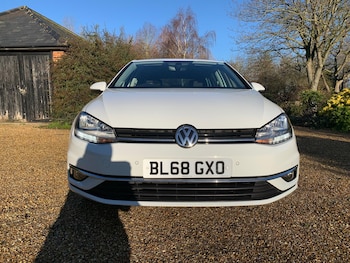 Used Volkswagen Golf 2019 for sale - 77175754: Photo