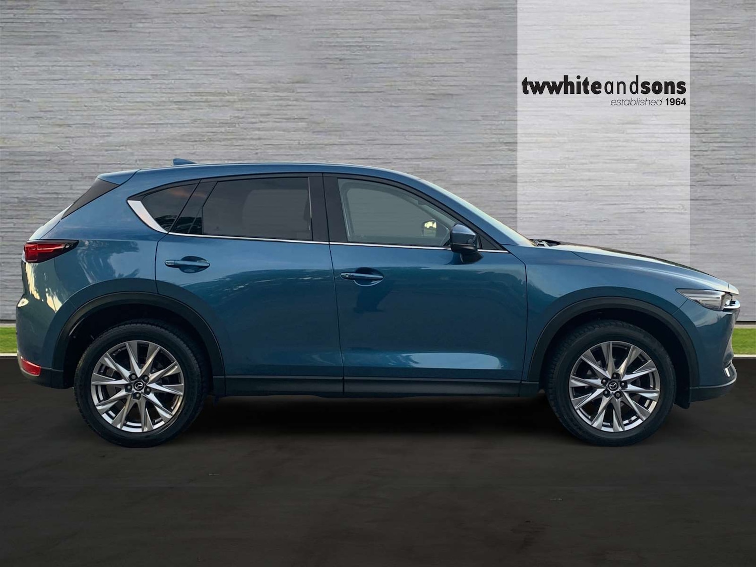 Used Mazda CX-5 2020 for sale - 76112107: Photo 8