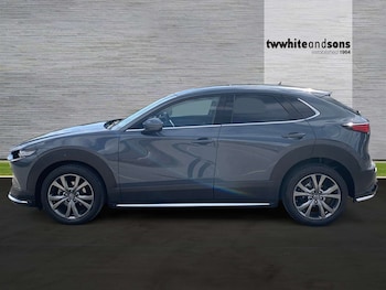 Used Mazda CX-30 2021 for sale - 75902040: Photo