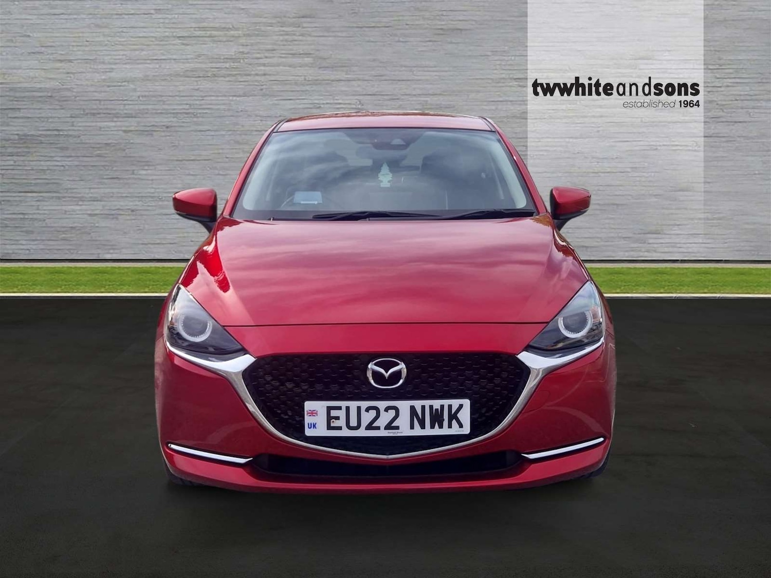 Used Mazda Mazda2 2022 for sale - 76885171: Photo 2