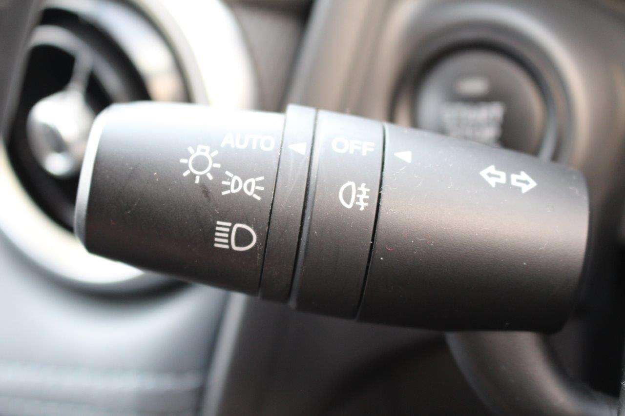 Used Mazda Mazda2 2022 for sale - 76885171: Photo 25