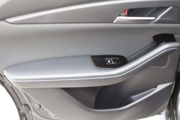 Used Mazda CX-30 2021 for sale - 76237402: Photo 15