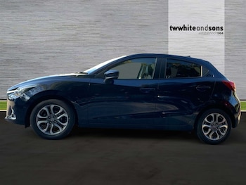 Used Mazda Mazda2 2019 for sale - 76609413: Photo