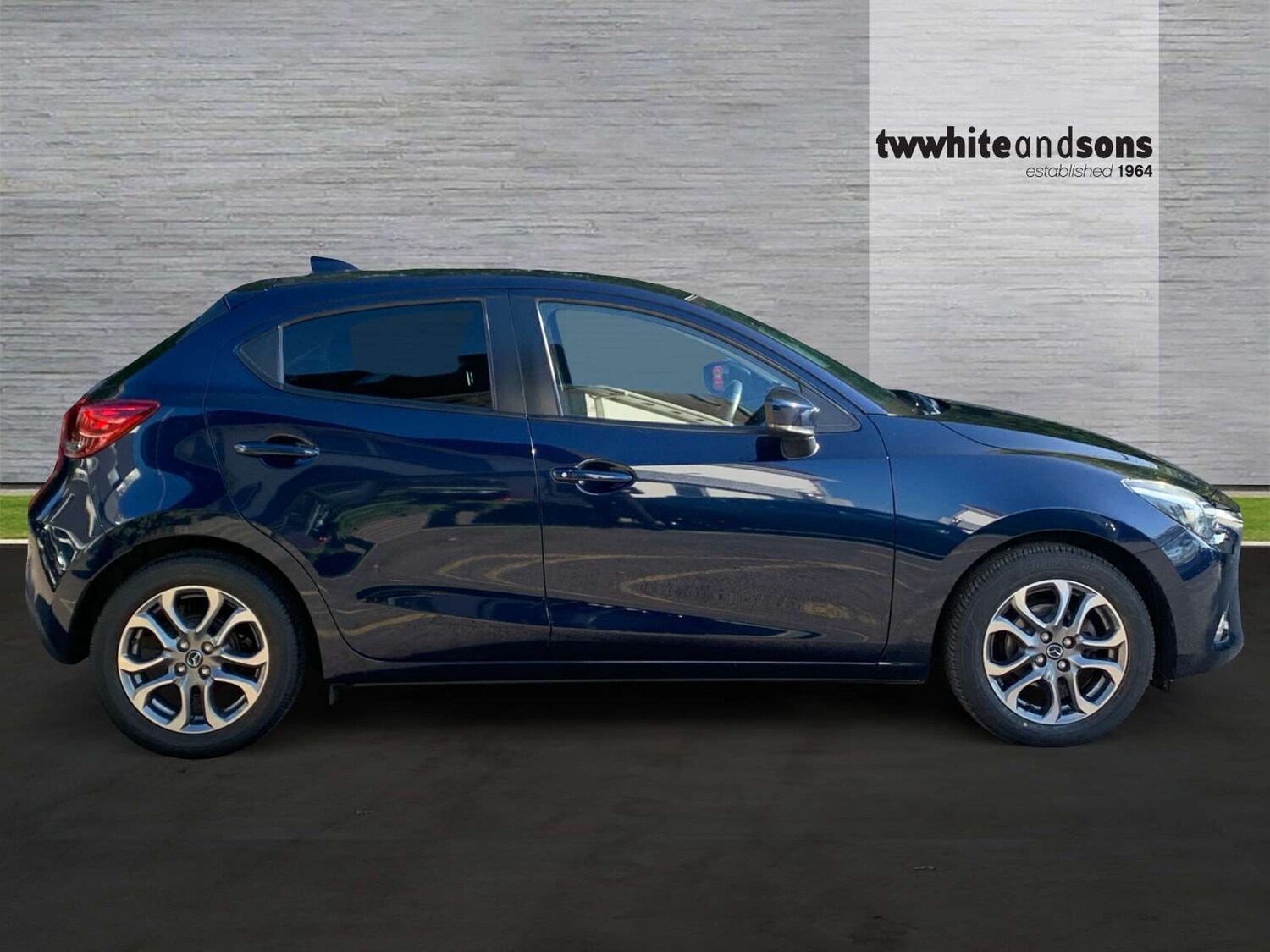 Used Mazda Mazda2 2019 for sale - 76609413: Photo 8