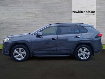 Used Toyota RAV4 2020 for sale - 76924739: Photo