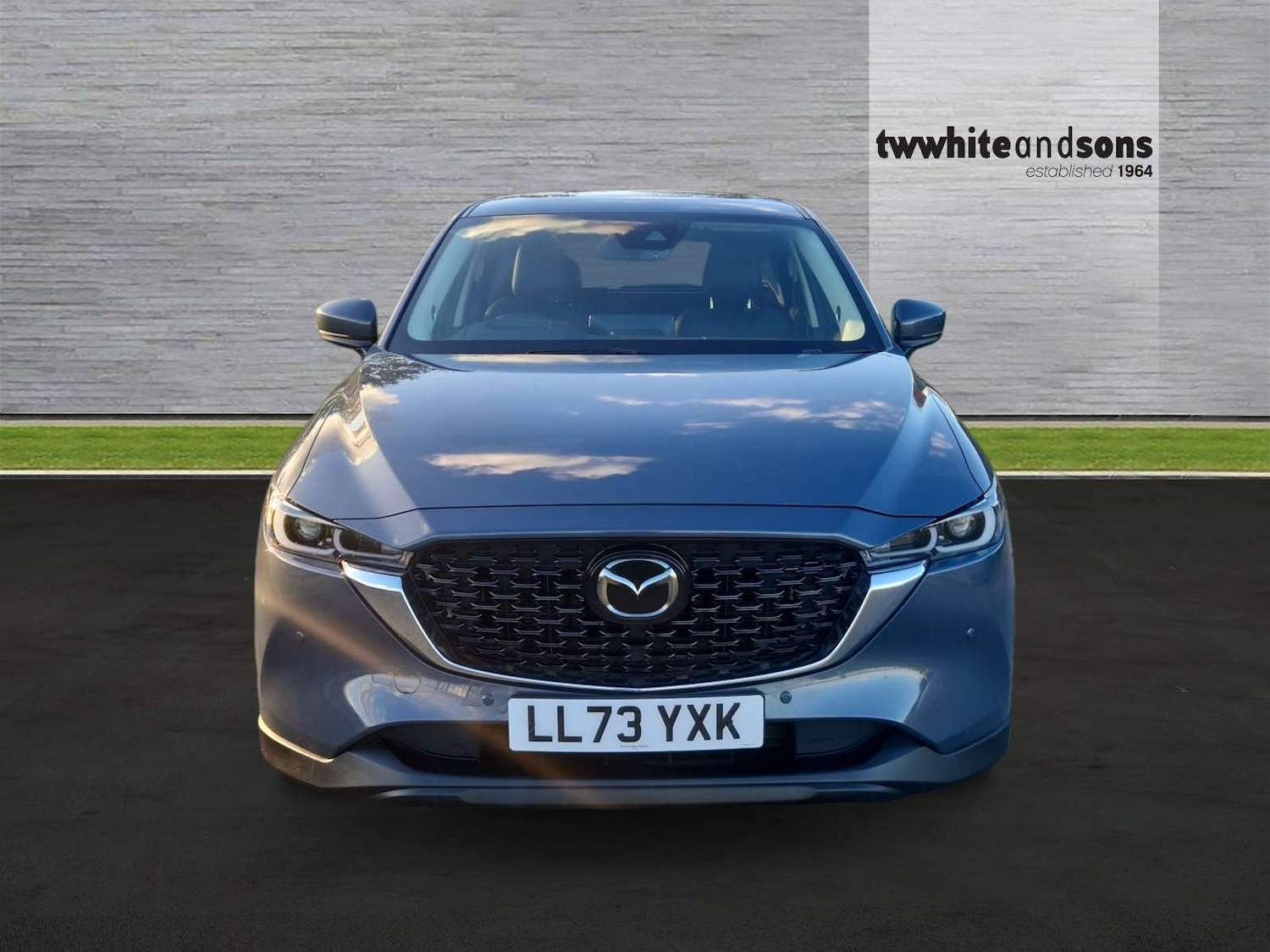 Used Mazda CX-5 2023 for sale - 76548056: Photo 2