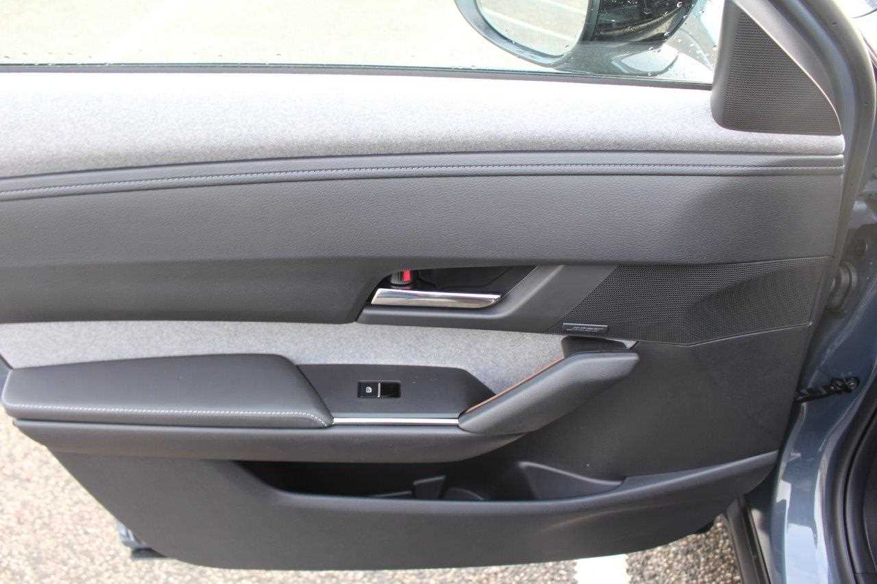 Used Mazda MX-30 2023 for sale - 76387459: Photo 19