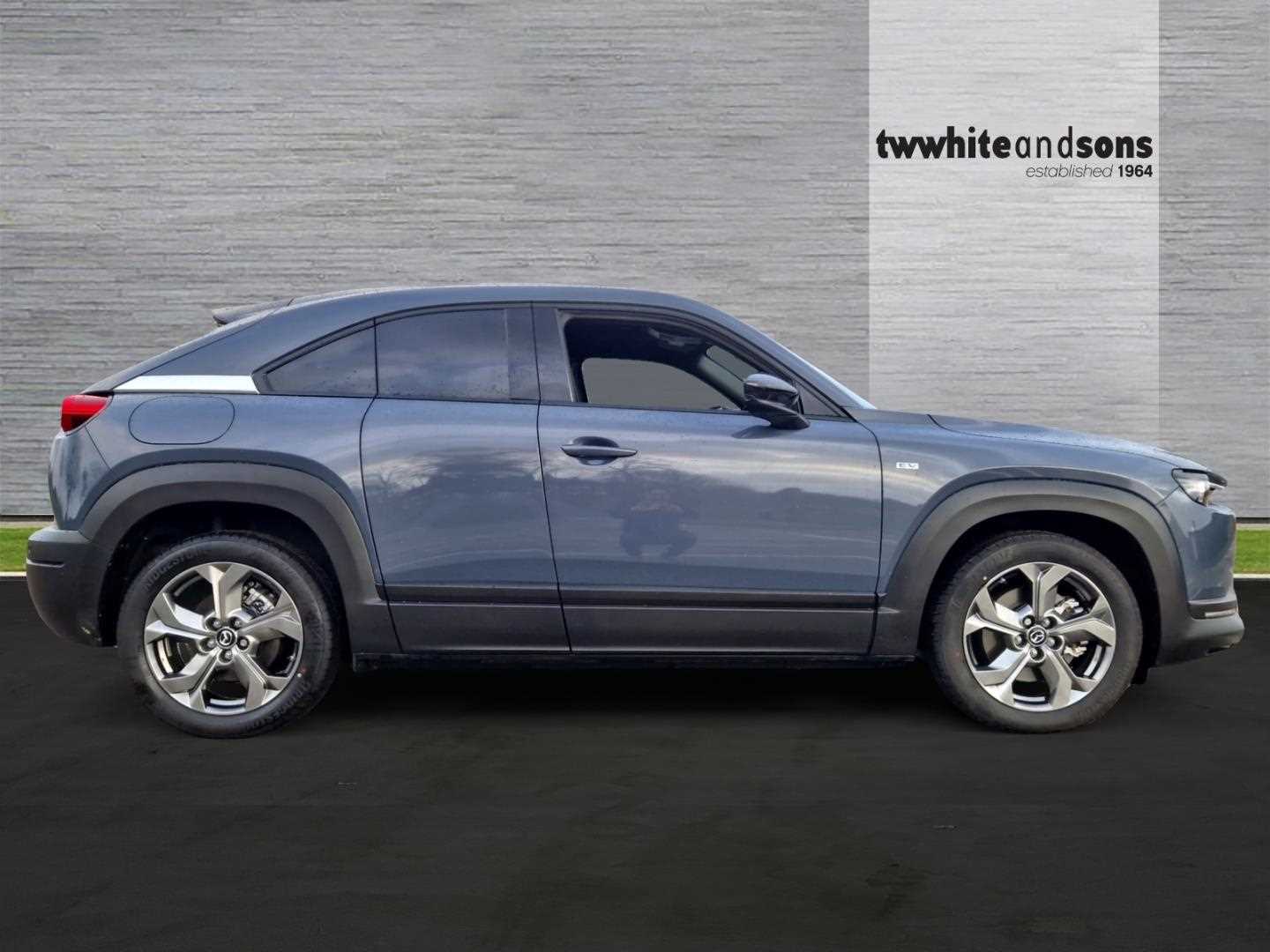 Used Mazda MX-30 2023 for sale - 76387459: Photo 4