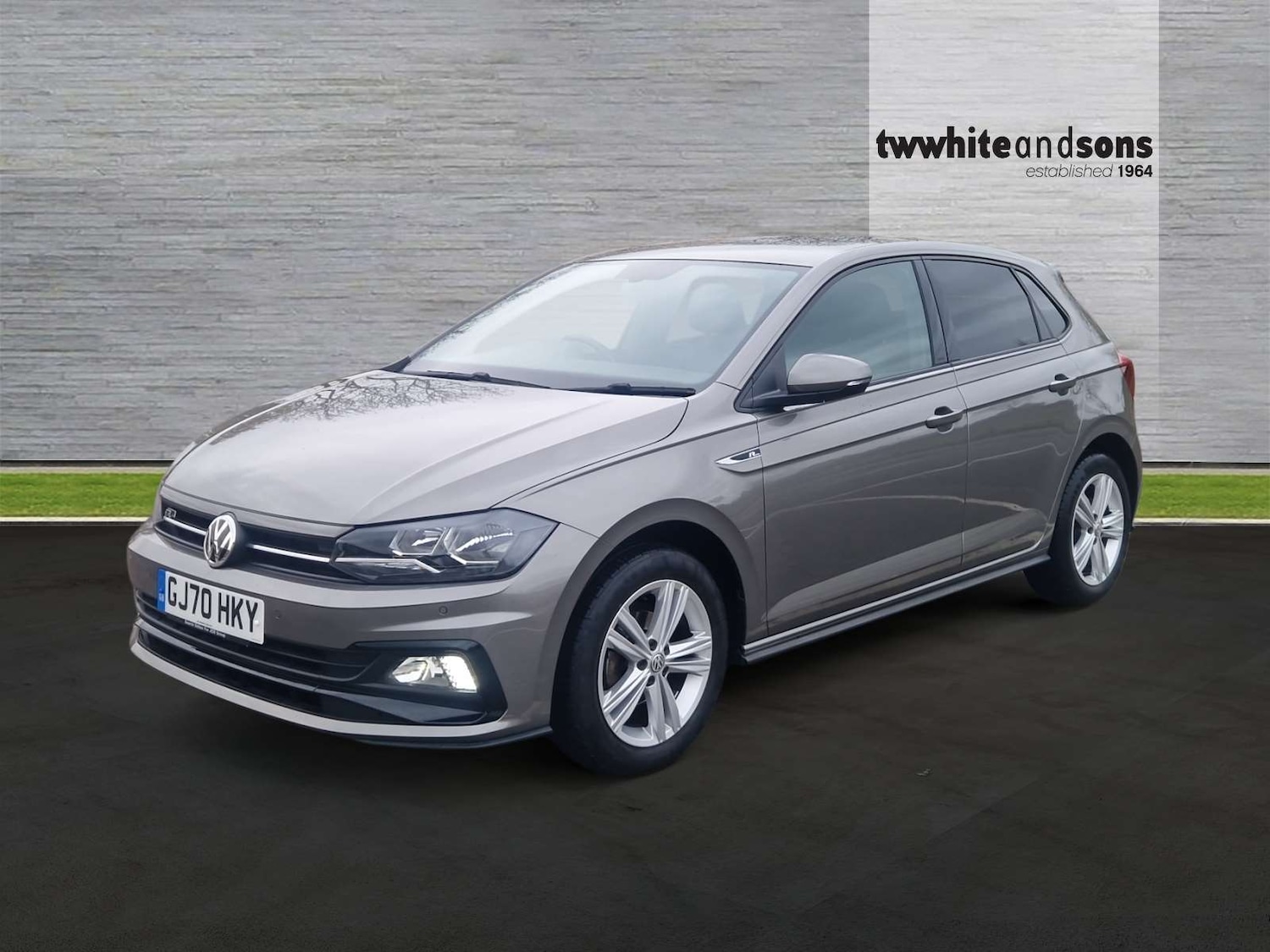 Used Volkswagen Polo 2020 for sale - 76586773: Photo 1