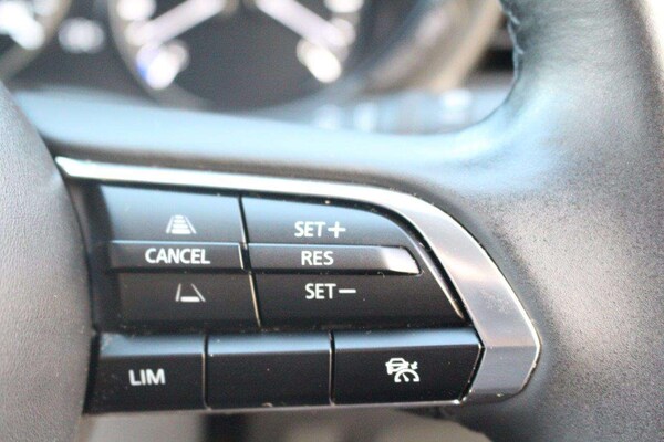 Used Mazda CX-30 2023 for sale - 76271663: Photo 23