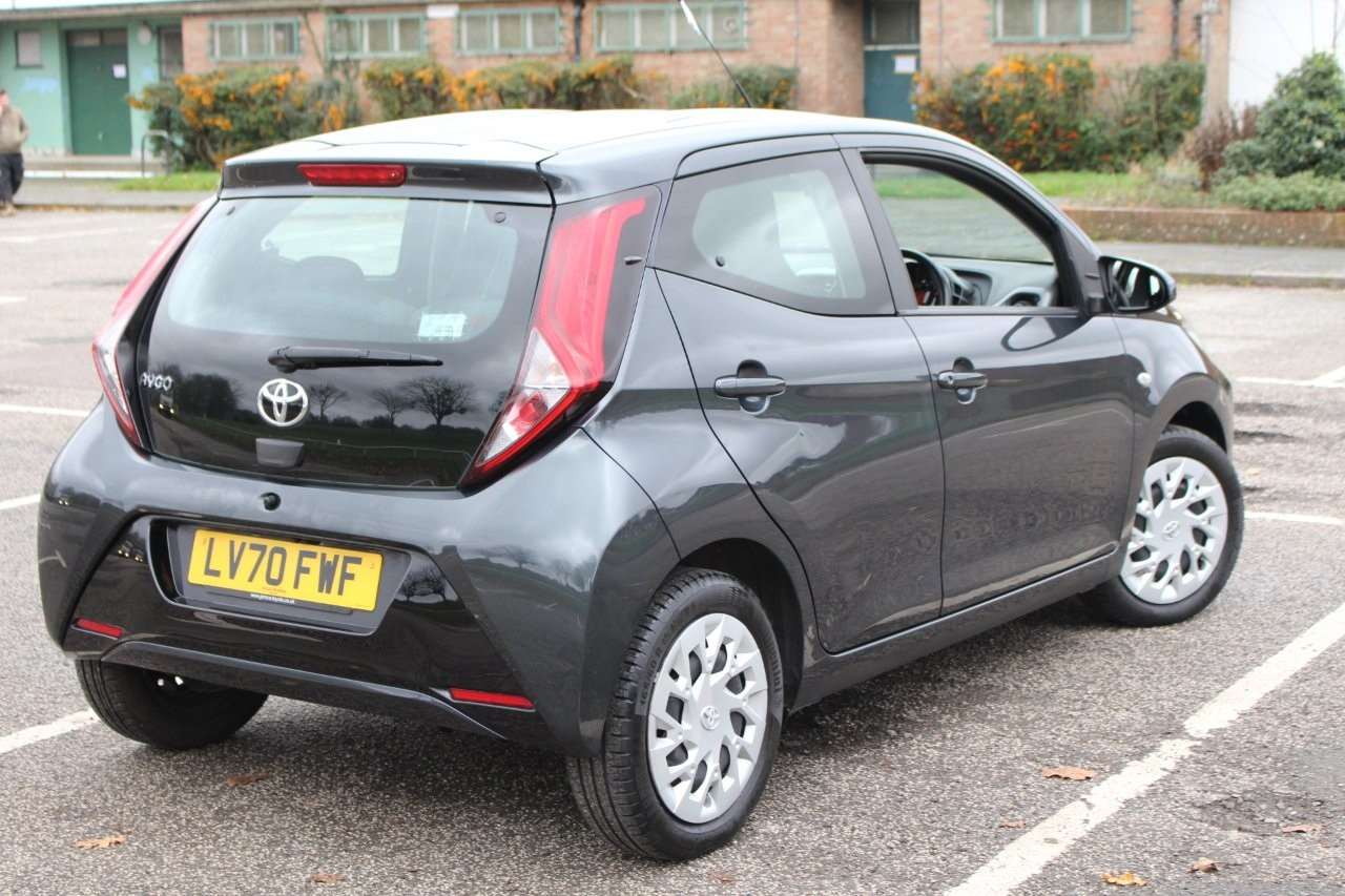 Used Toyota AYGO 2020 for sale - 76954560: Photo 11