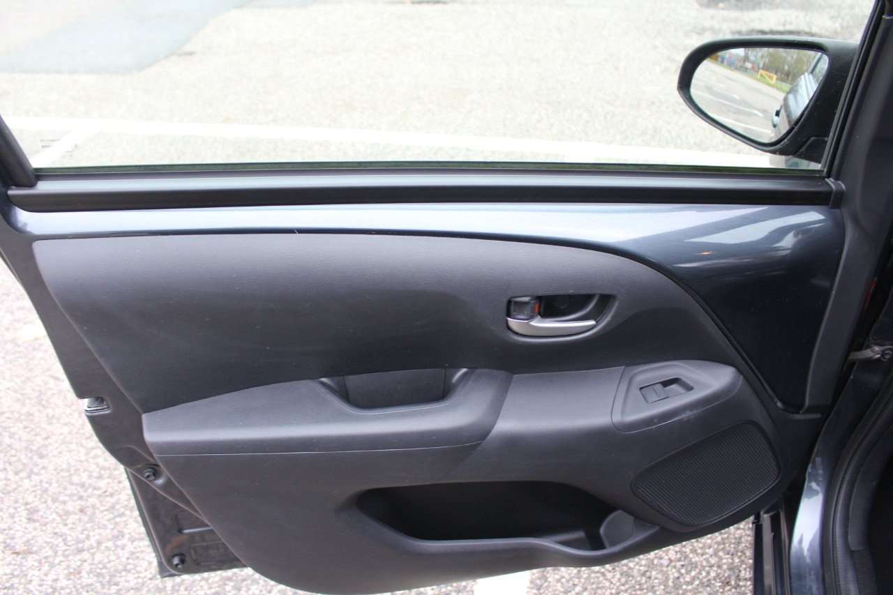 Used Toyota AYGO 2020 for sale - 76954560: Photo 13