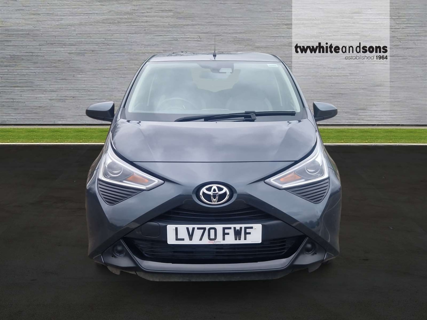 Used Toyota AYGO 2020 for sale - 76954560: Photo 2