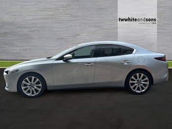 Used Mazda Mazda3 2019 for sale - 76258010: Photo 4