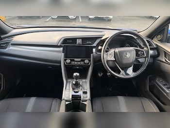 Used Honda Civic 2017 for sale - 76780101: Photo