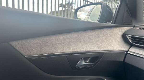 Used Peugeot 3008 2022 for sale - 75979916: Photo 36