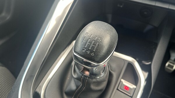 Used Peugeot 3008 2022 for sale - 75979916: Photo 41
