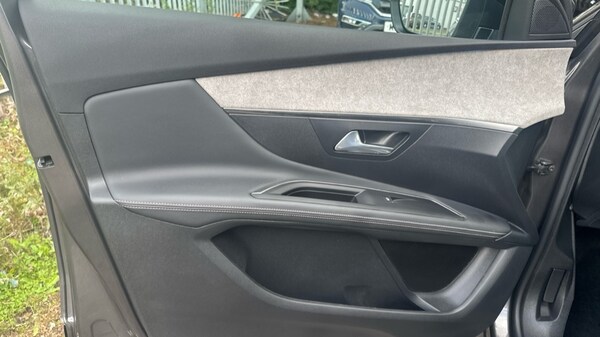 Used Peugeot 3008 2022 for sale - 75979916: Photo 63